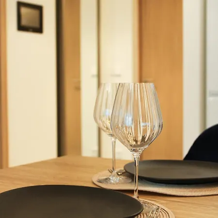 Skyresidence Luxury With & Garden View Tallin