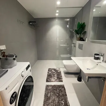 Skyresidence Luxury With & Garden View Lägenhet